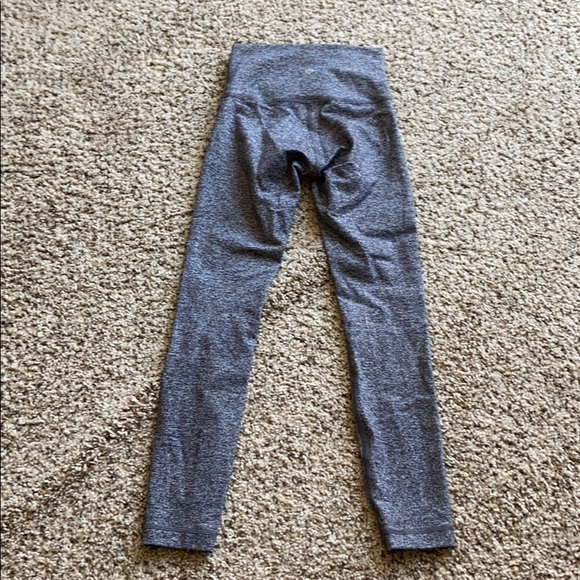 Lululemon 25” wunder under - Picture 8 of 10